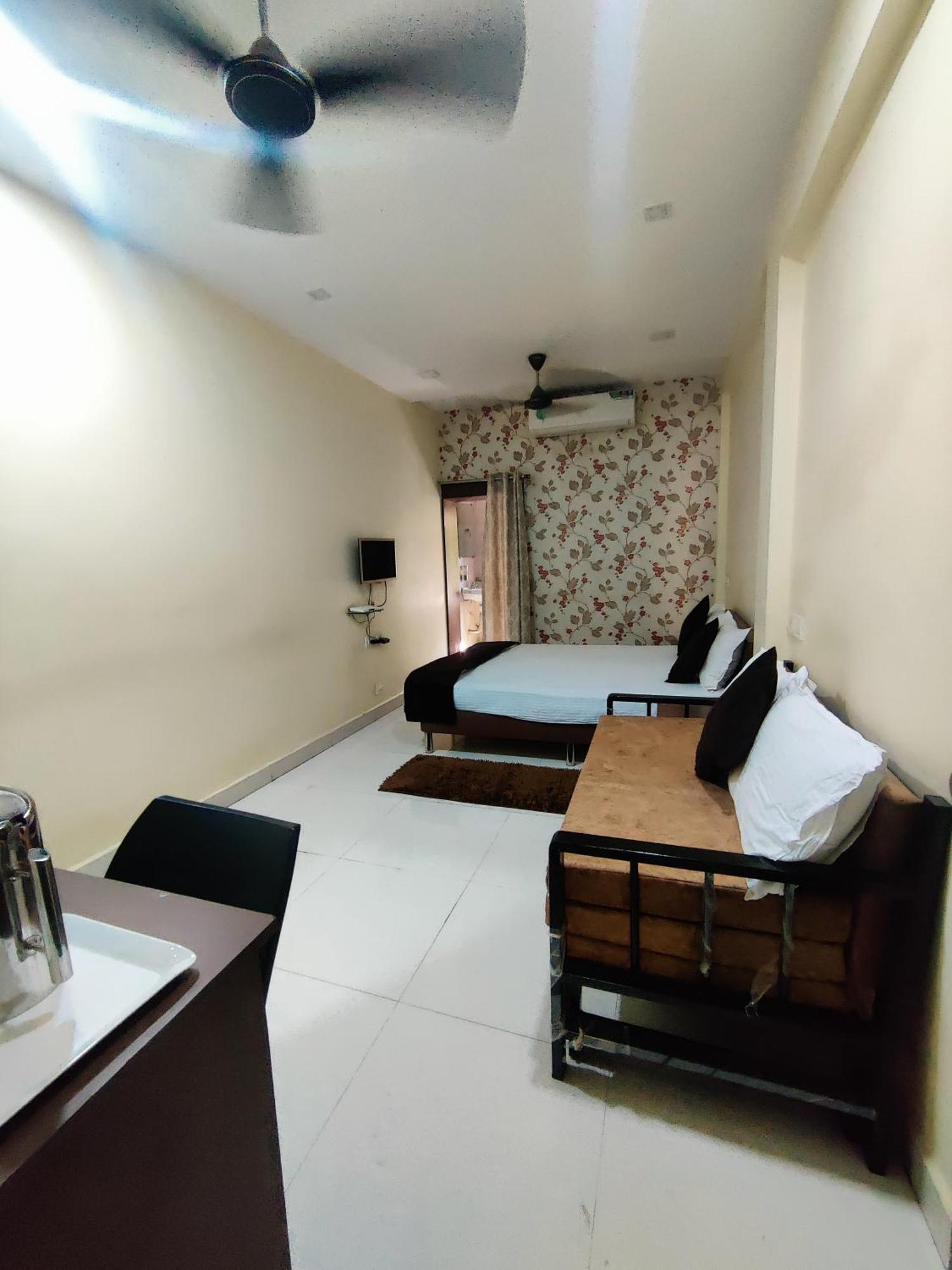 Gulmohar - By Mansi Service Apartment นาคปุระ ภายนอก รูปภาพ