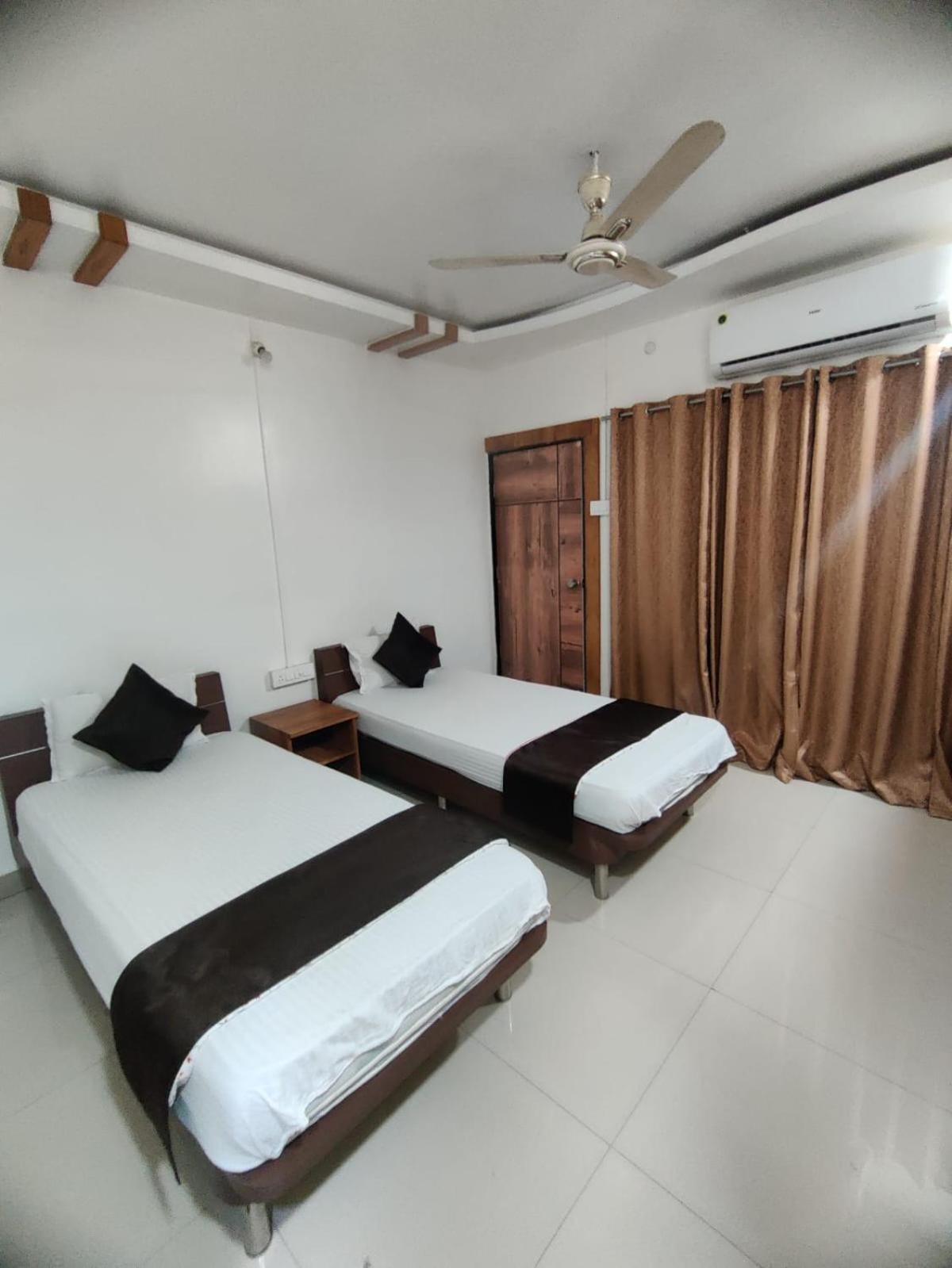 Gulmohar - By Mansi Service Apartment นาคปุระ ภายนอก รูปภาพ